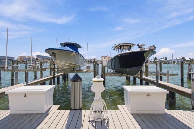 690 ISLAND WAY 511, Clearwater Beach, FL 33767