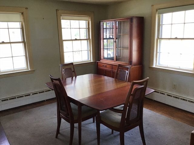14 Locust St, Woburn, MA 01801