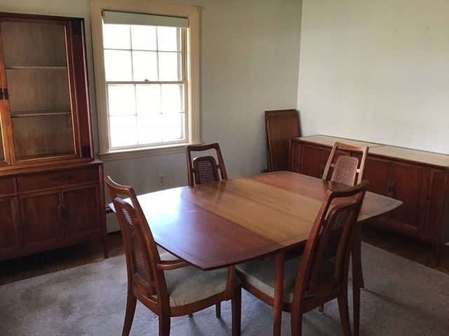 14 Locust St, Woburn, MA 01801