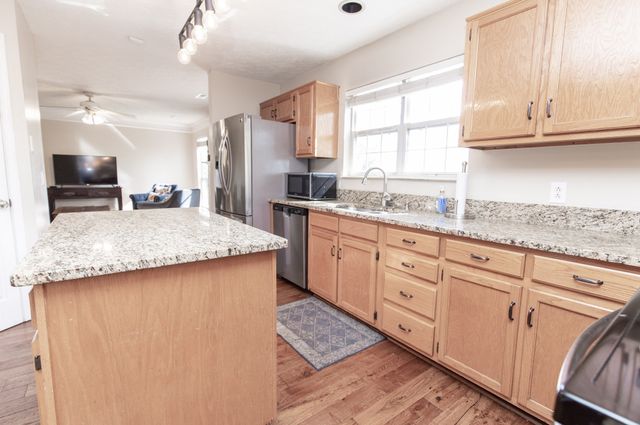 189 E Harbor, Hendersonville, TN 37075