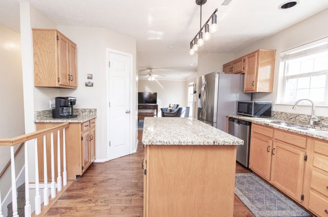 189 E Harbor, Hendersonville, TN 37075