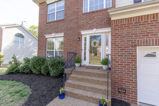 189 E Harbor, Hendersonville, TN 37075