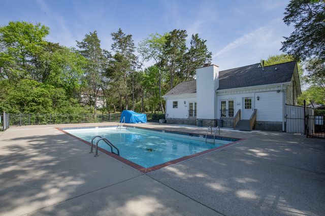 189 E Harbor, Hendersonville, TN 37075