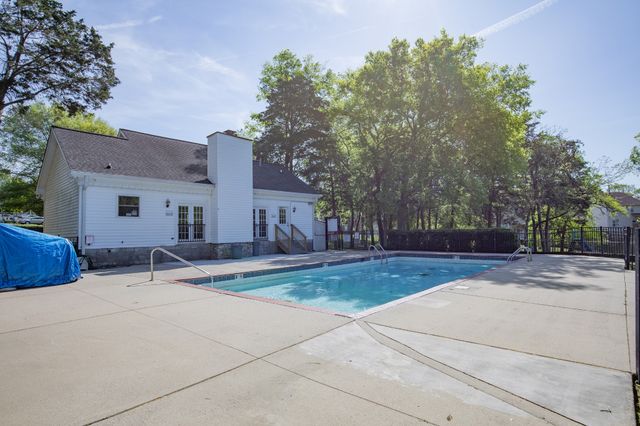 189 E Harbor, Hendersonville, TN 37075