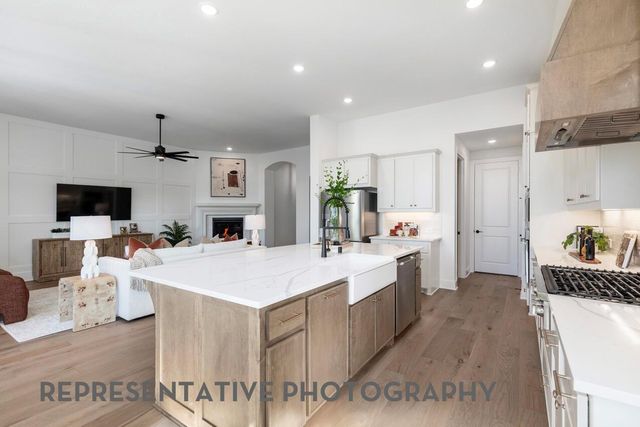 125 Medway Point DR, Hutto, TX 78634