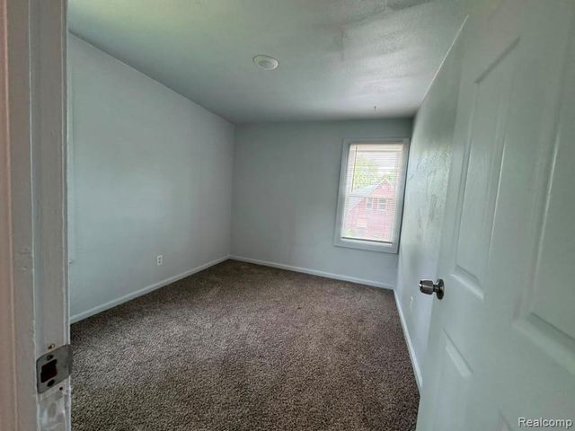 12655 Kelly Road, Detroit, MI 48224