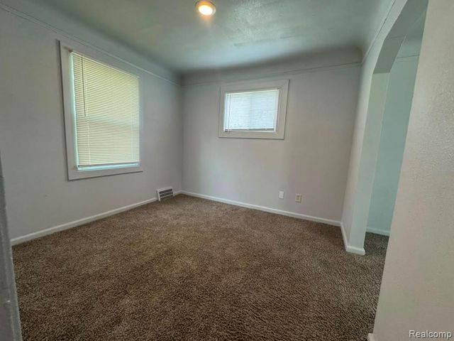 12655 Kelly Road, Detroit, MI 48224