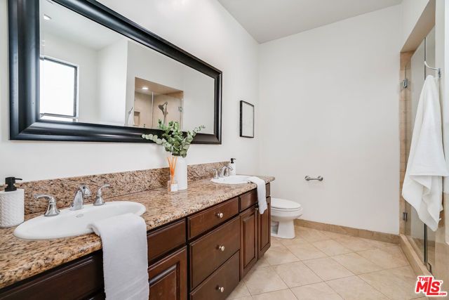430 N Maple Drive 203, Beverly Hills, CA 90210