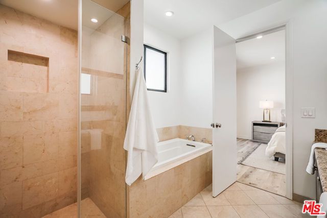 430 N Maple Drive 203, Beverly Hills, CA 90210