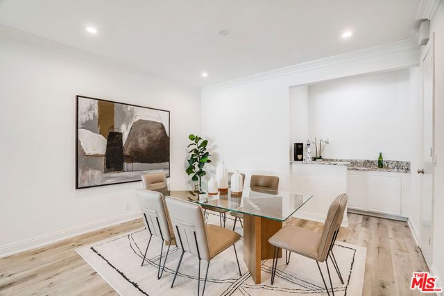 430 N Maple Drive 203, Beverly Hills, CA 90210