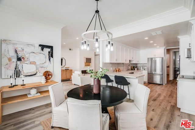 430 N Maple Drive 203, Beverly Hills, CA 90210
