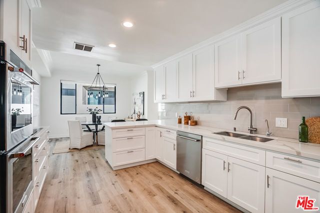 430 N Maple Drive 203, Beverly Hills, CA 90210