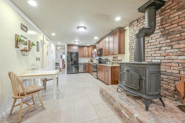 48 Adams Avenue, Sound Beach, NY 11789