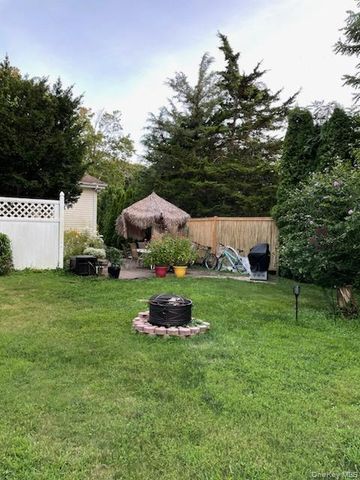 48 Adams Avenue, Sound Beach, NY 11789