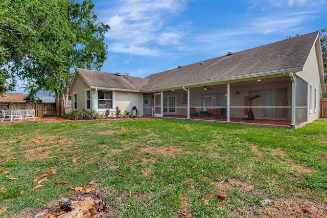 13805 Sheffield Street, Wellington, FL 33414