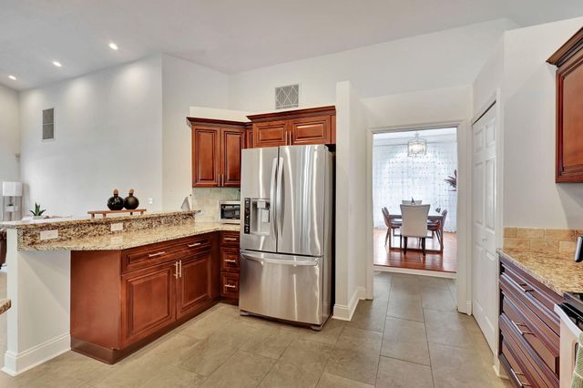 13805 Sheffield Street, Wellington, FL 33414