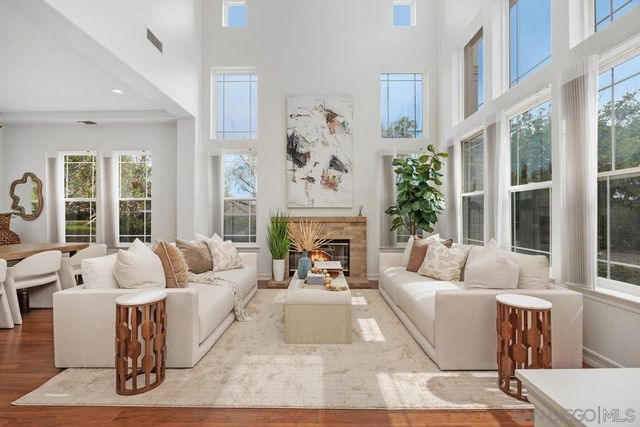 11766 Treadwell Dr, Poway, CA 92064