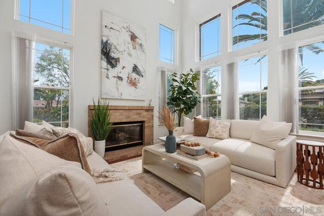 11766 Treadwell Dr, Poway, CA 92064