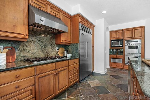 11766 Treadwell Dr, Poway, CA 92064