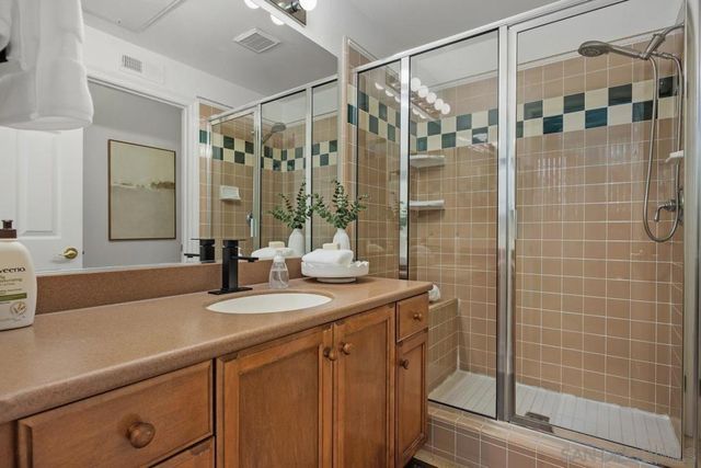 11766 Treadwell Dr, Poway, CA 92064