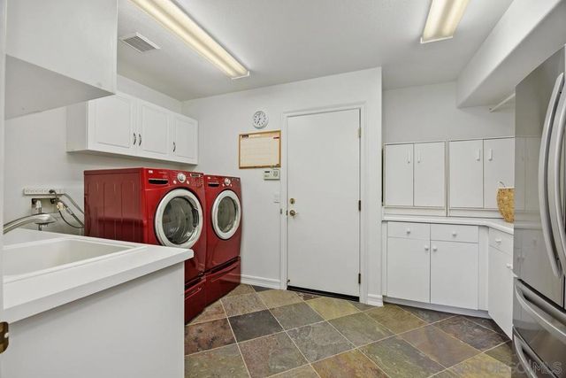 11766 Treadwell Dr, Poway, CA 92064