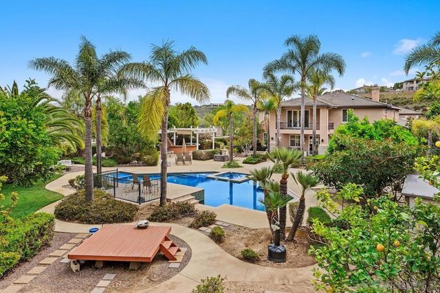 11766 Treadwell Dr, Poway, CA 92064