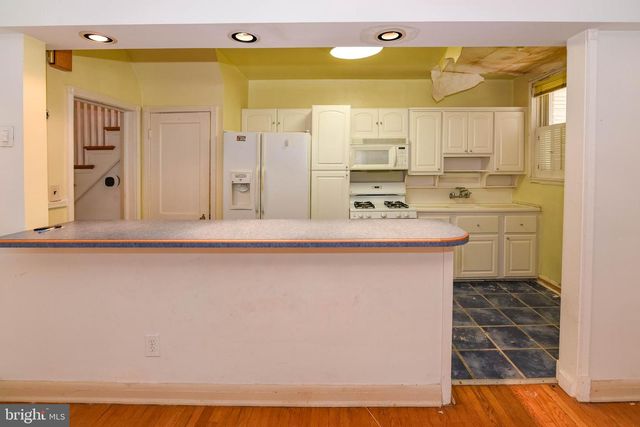 4639 HARCOURT RD, Baltimore, MD 21214