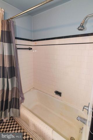 4639 HARCOURT RD, Baltimore, MD 21214