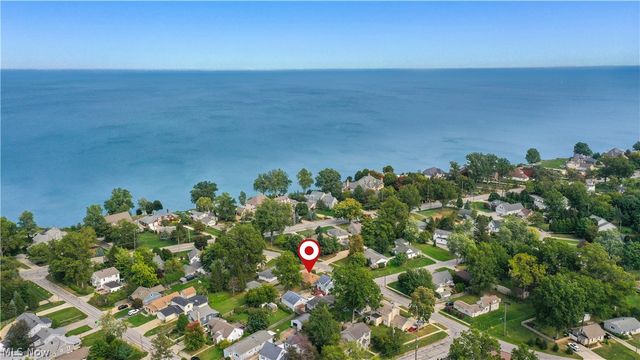 114 S Point Drive, Avon Lake, OH 44012