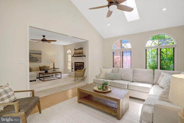 8203 MACK ST, Alexandria, VA 22308