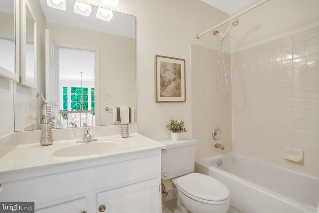 8203 MACK ST, Alexandria, VA 22308