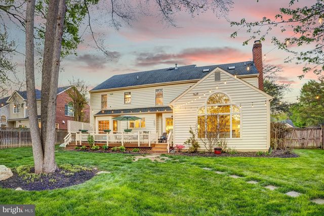 8203 MACK ST, Alexandria, VA 22308