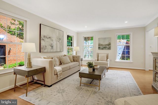 8203 MACK ST, Alexandria, VA 22308