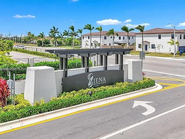12982 SW 232nd Lane, Miami, FL 33032