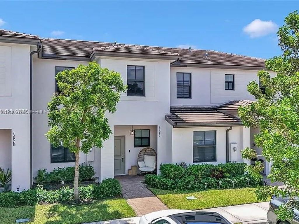 12982 SW 232nd Lane, Miami, FL 33032