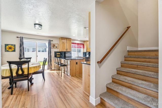 1028 N Star Bright Lane, Star, ID 83669