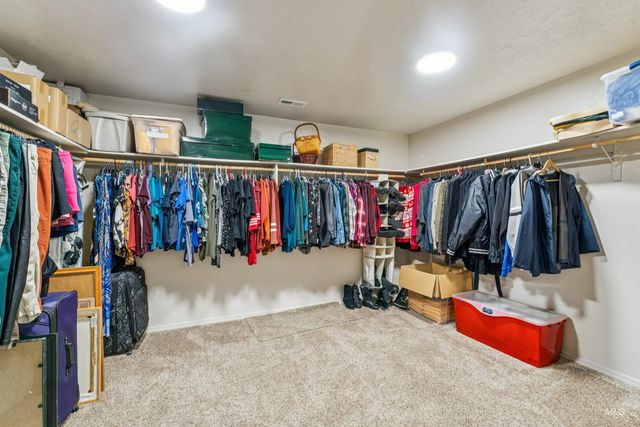 1028 N Star Bright Lane, Star, ID 83669