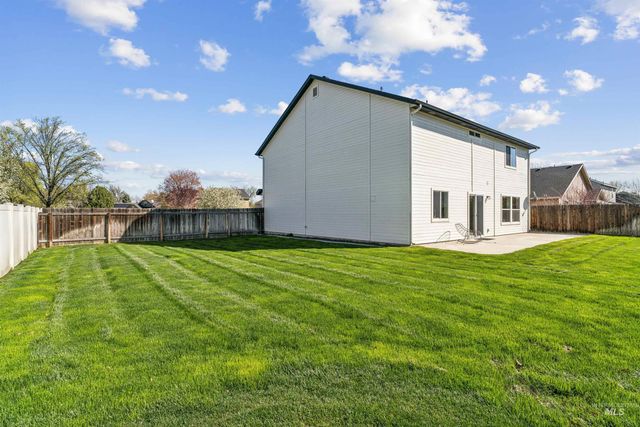 1028 N Star Bright Lane, Star, ID 83669