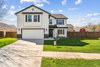 1028 N Star Bright Lane, Star, ID 83669
