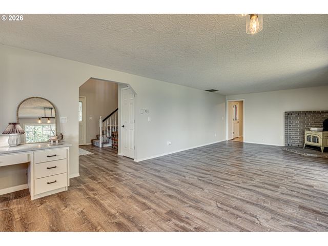 2012 Ne 193RD Ct, Vancouver, WA 98684