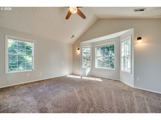 2012 Ne 193RD Ct, Vancouver, WA 98684