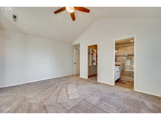 2012 Ne 193RD Ct, Vancouver, WA 98684