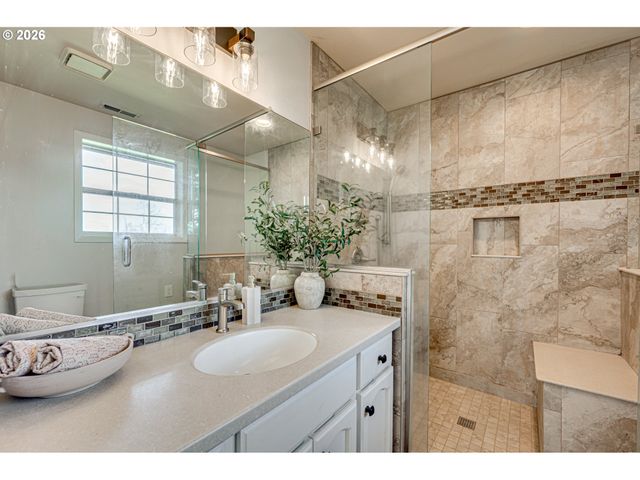 2012 Ne 193RD Ct, Vancouver, WA 98684