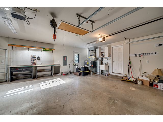 2012 Ne 193RD Ct, Vancouver, WA 98684