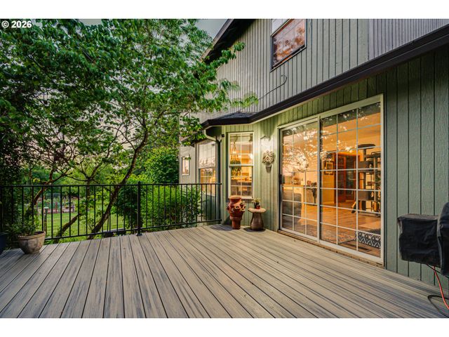 2012 Ne 193RD Ct, Vancouver, WA 98684