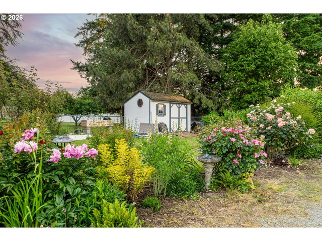2012 Ne 193RD Ct, Vancouver, WA 98684