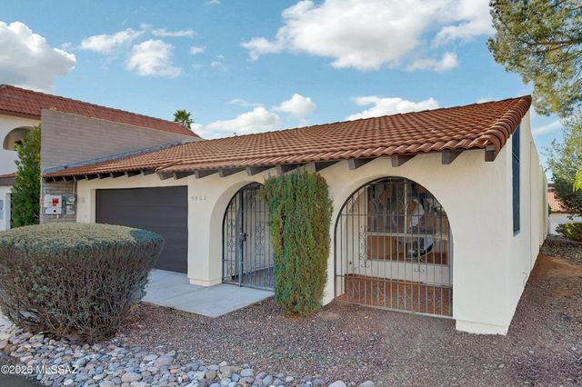 5902 N Placita Del Conde, Tucson, AZ 85718