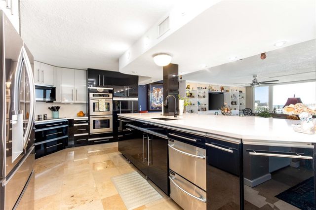 736 ISLAND WAY 804, Clearwater, FL 33767