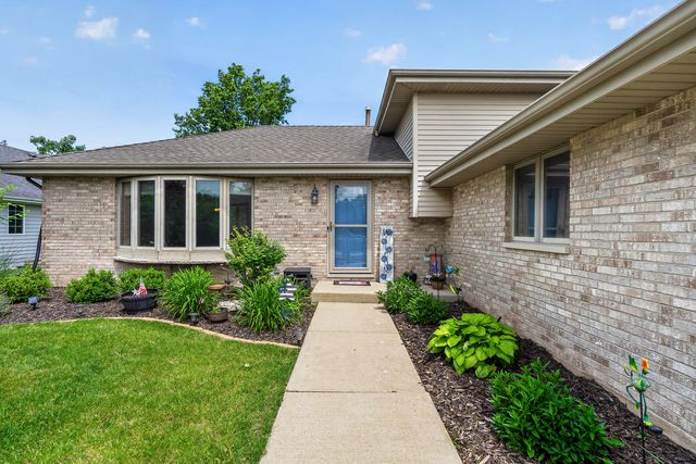 717 Naoma Drive, Crete, IL 60417