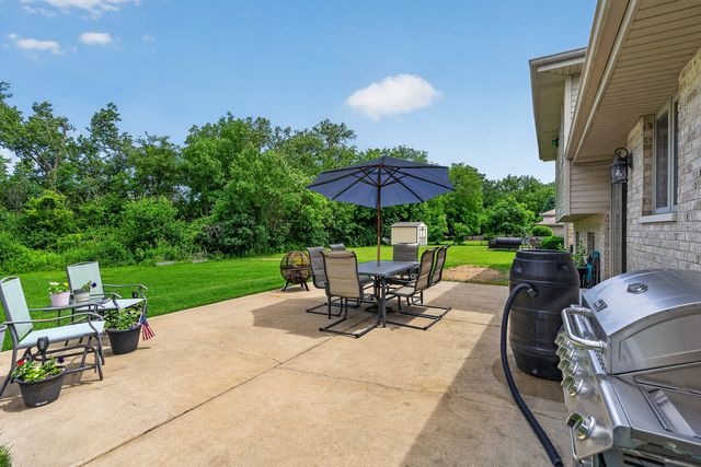 717 Naoma Drive, Crete, IL 60417